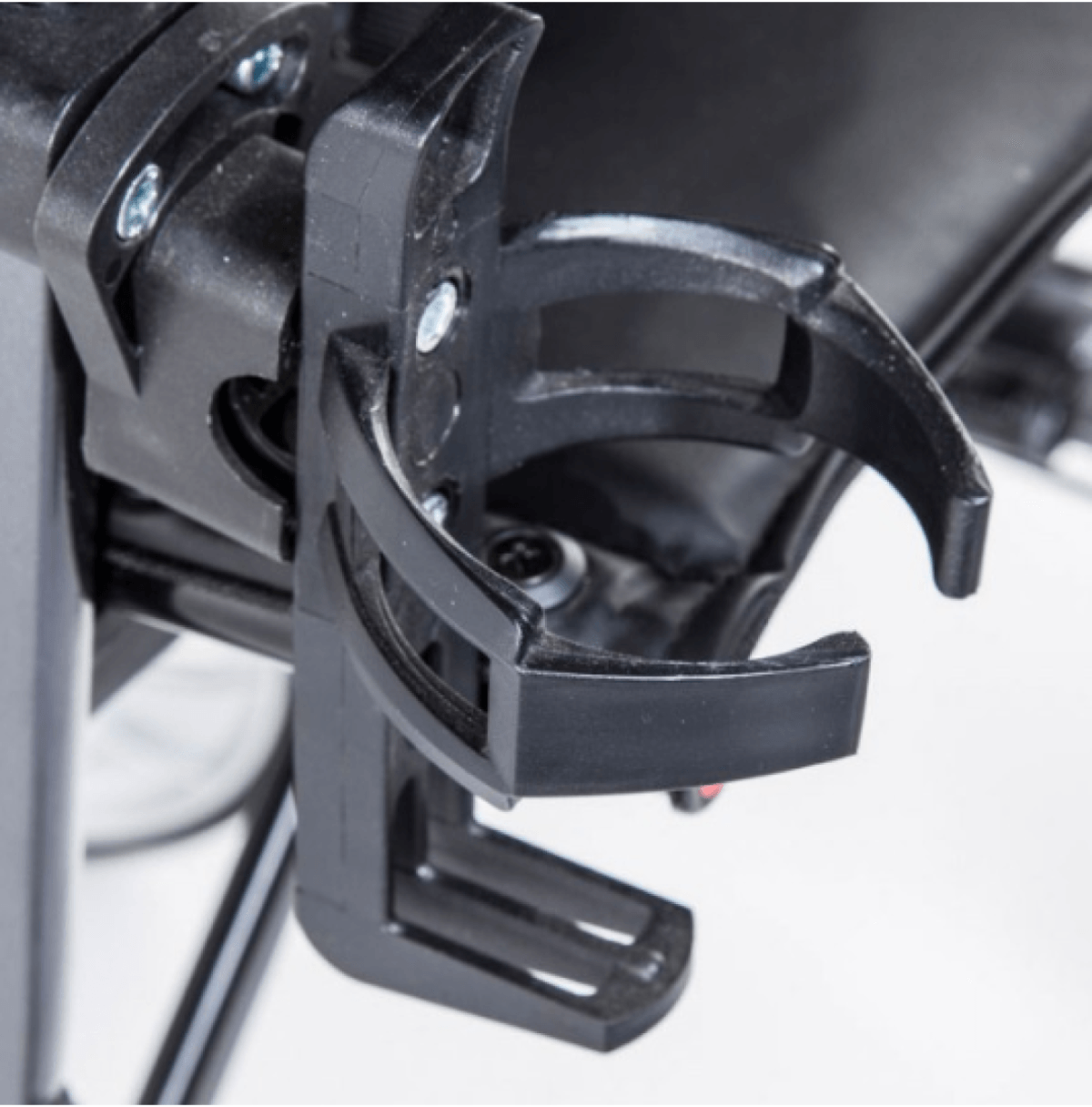 Getraenkehalter-Besco-Rollator